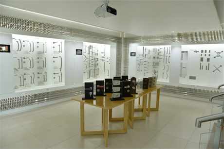 Kich Corporate Park Hardware Display 1