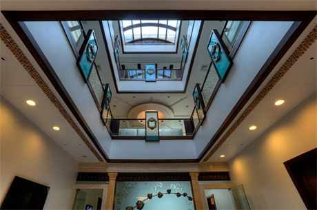 Motison Bungalow Atrium