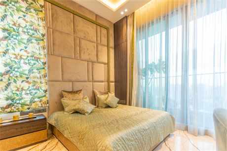 Penthouse Mumbai Green Guest Bedroom