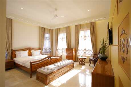 Rajkot Bungalow Living